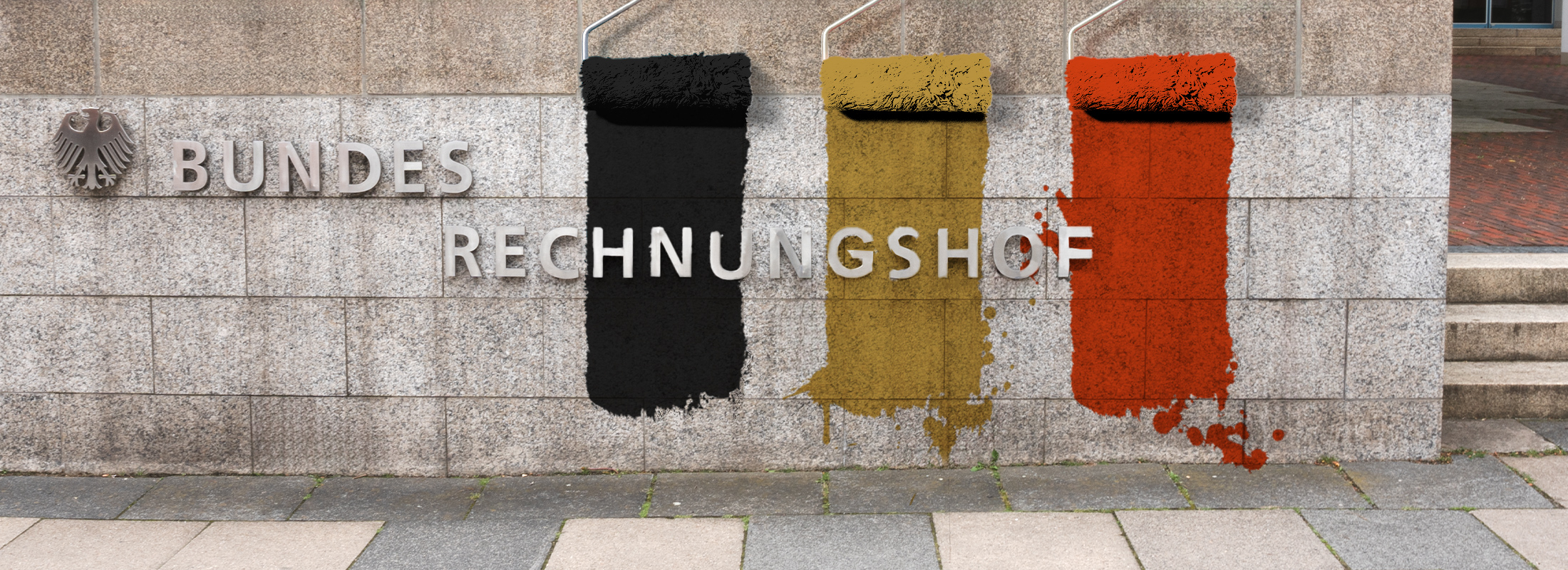 Eine Mauer mit dem Schriftzug Bundesrechnungshof, auf der mit einer schwarzern, einer goldenen und einer roten Farbrolle Farbe aufgetragen wird. Quelle: Bundesrechnungshof. Eine Mauer mit dem Schriftzug Bundesrechnungshof, auf der mit einer schwarzern, einer goldenen und einer roten Farbrolle Farbe aufgetragen wird. Quelle: Bundesrechnungshof.
