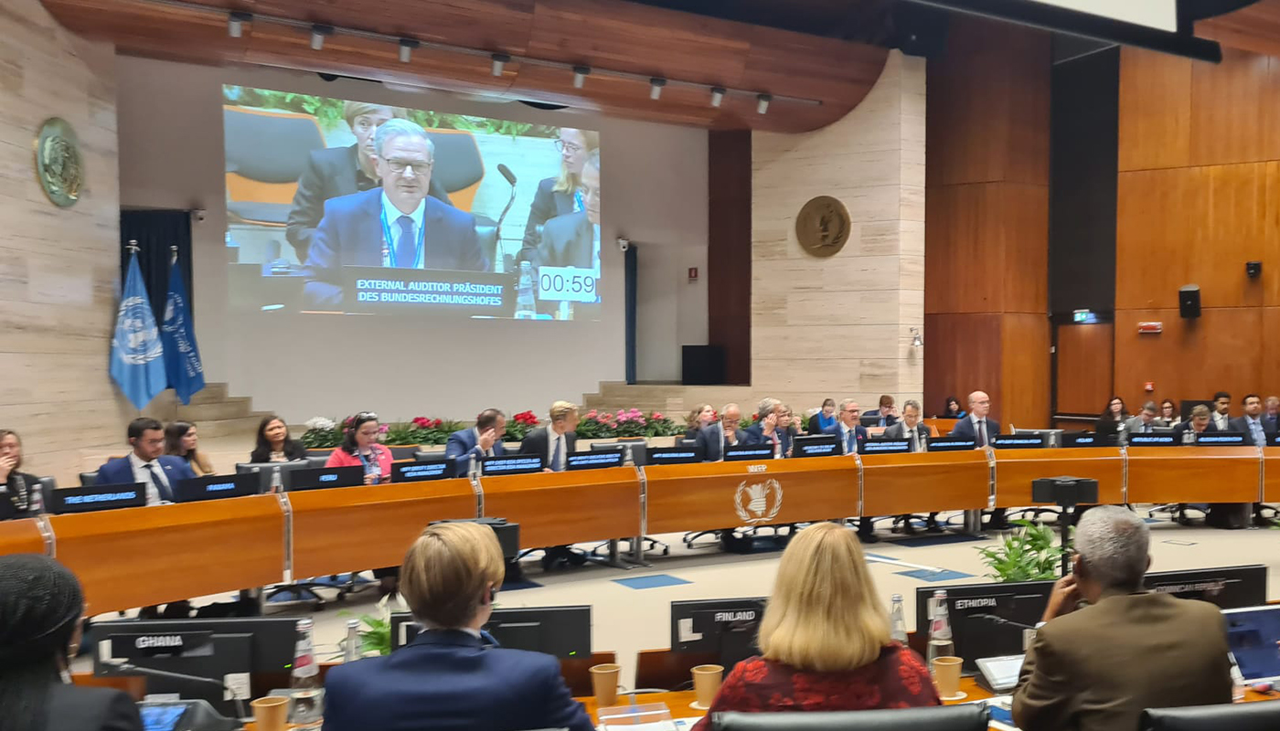 Kay Scheller, Präsident des Bundesrechnungshofes, während der Präsentation des „Summary Field Report“ vor dem WFP-Executive-Board in Rom. (Quelle: Bundesrechnungshof.) Kay Scheller, Präsident des Bundesrechnungshofes, während der Präsentation des „Summary Field Report“ vor dem WFP-Executive-Board in Rom.